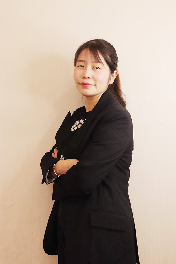 洛川吕瑶 本科学历,毕业于陕西师范大学